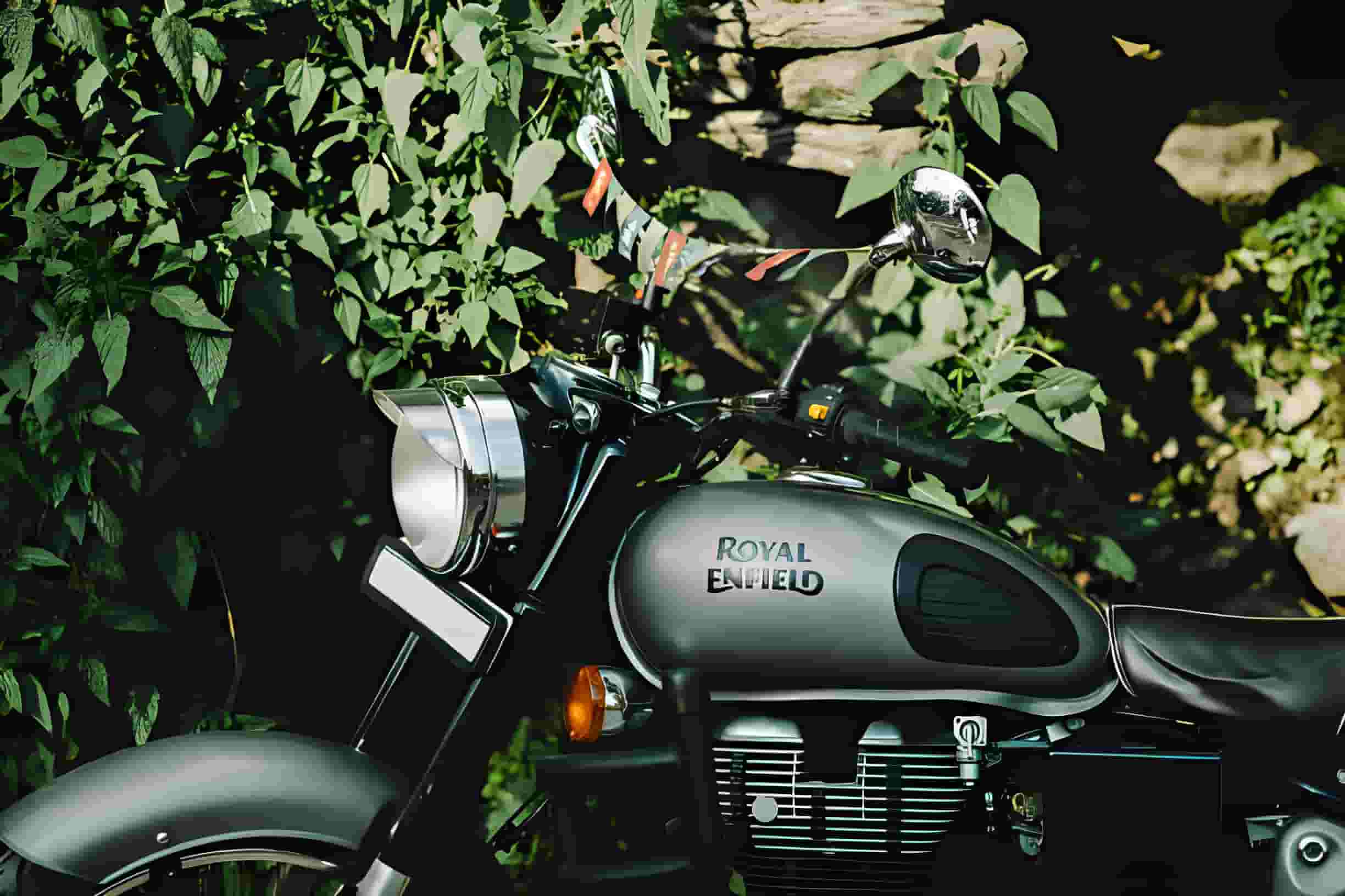 Royal Enfield Goan Classic 350, Guerrilla 450 Trademarked in India